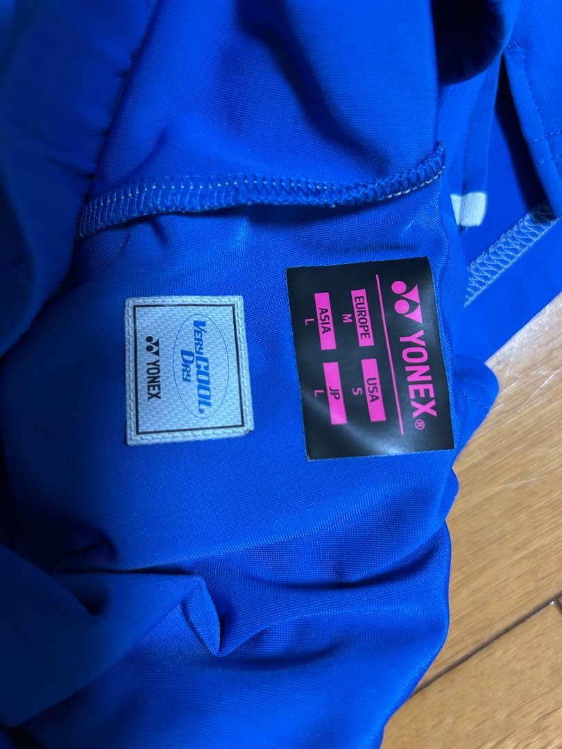 YONEXレディースユニフォーム上下セットです