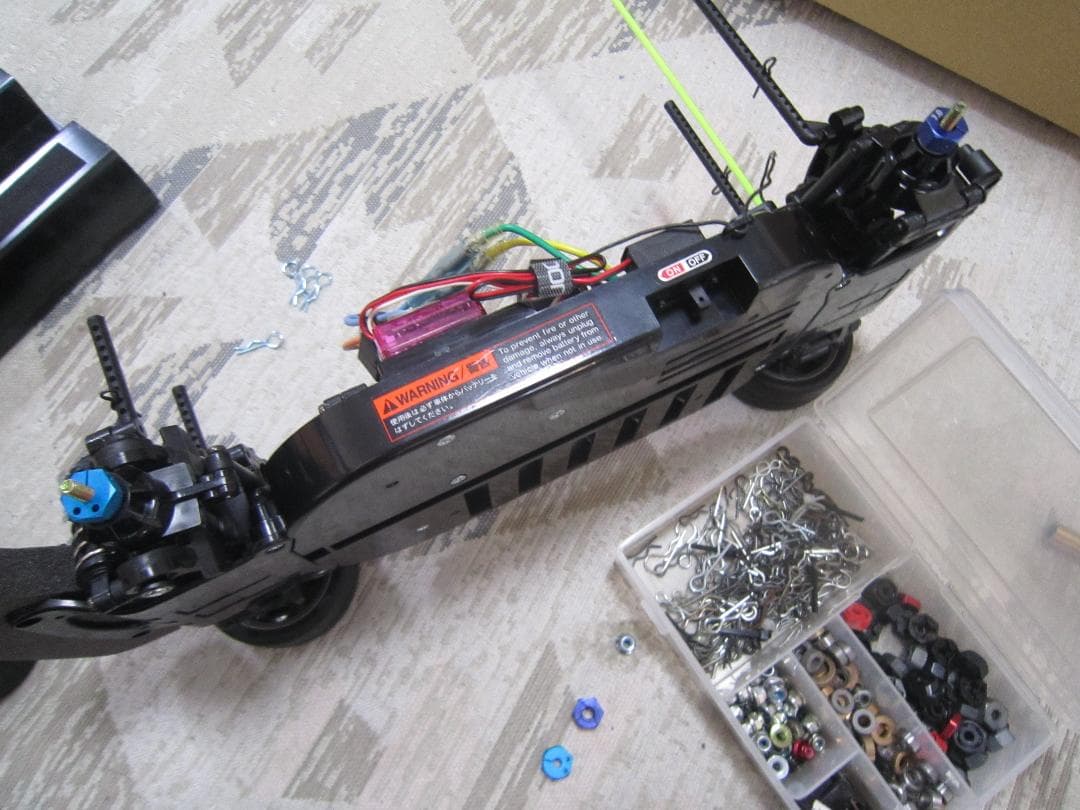 完全動作品 1/10 タミヤ スカイライン GT-R (R34) TT-01