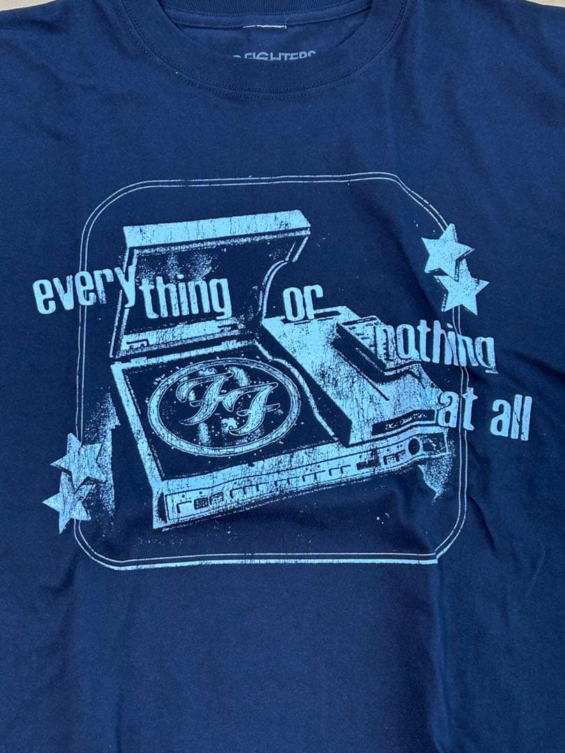 【新品未着用】FOO FIGHTERS 25レコードT紺L