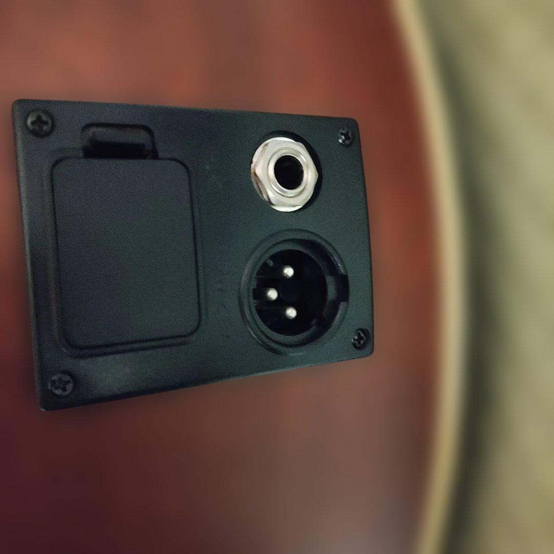 URIELアコースティックベース　ソフトケース付き　美品