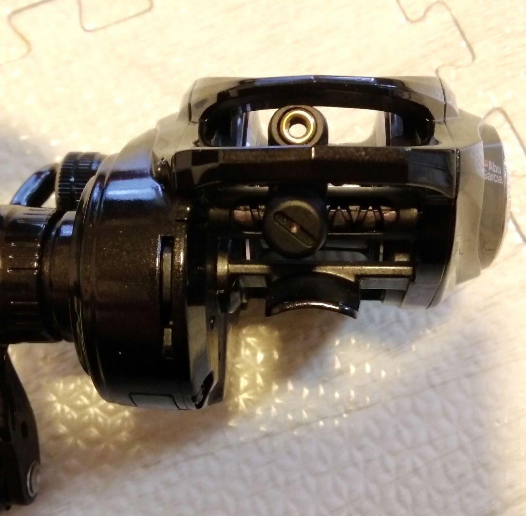 てんちゃん様 アブガルシア ロキサーニ8 右