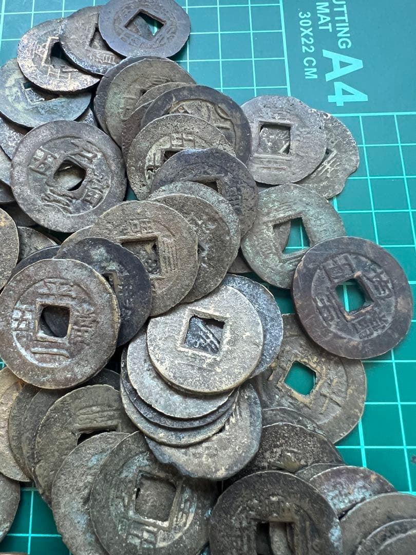 穴銭　朝鮮　常平通宝当五 100枚ロットとオマケ