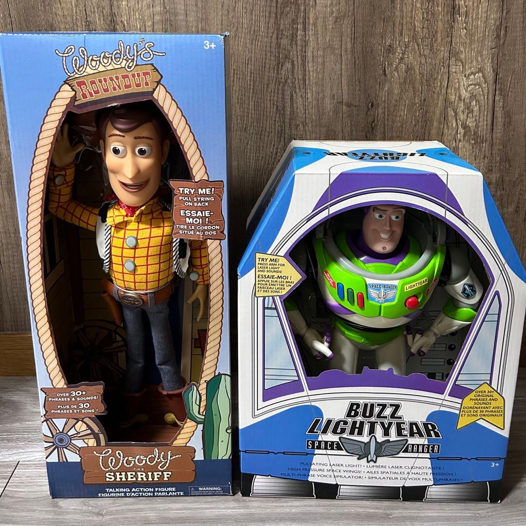 トイストーリー　フィギュア　ウッディ　バスライトイヤー2体セット　\"送料無料\"