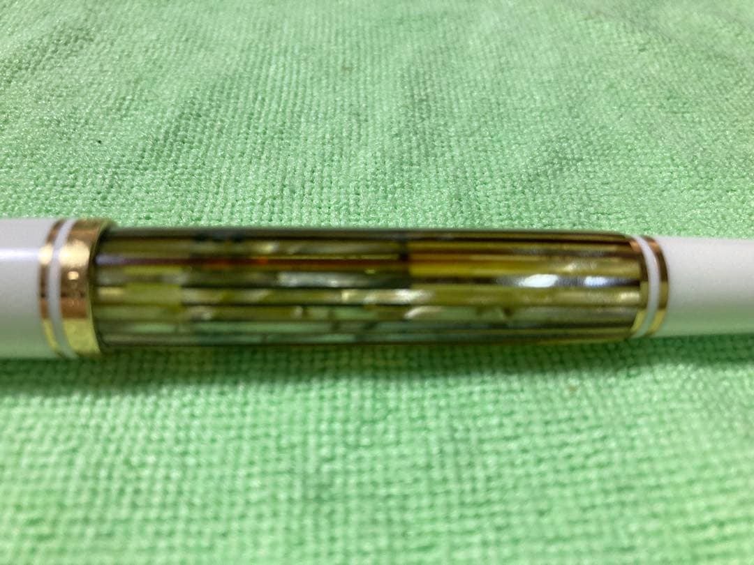 ペリカン万年筆 M400 ホワイトトータス M 中字