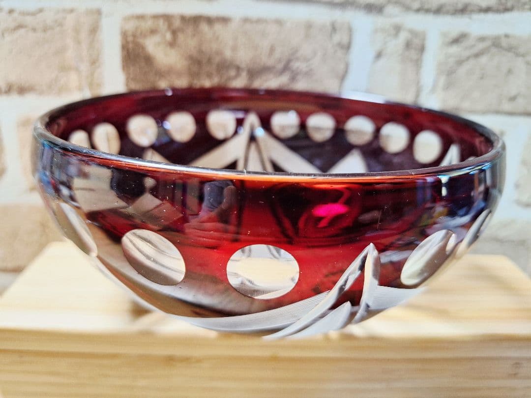 未使用！江戸切子　江戸被切子 深鉢 赤きりこ 18cm サラダボール 硝子鉢