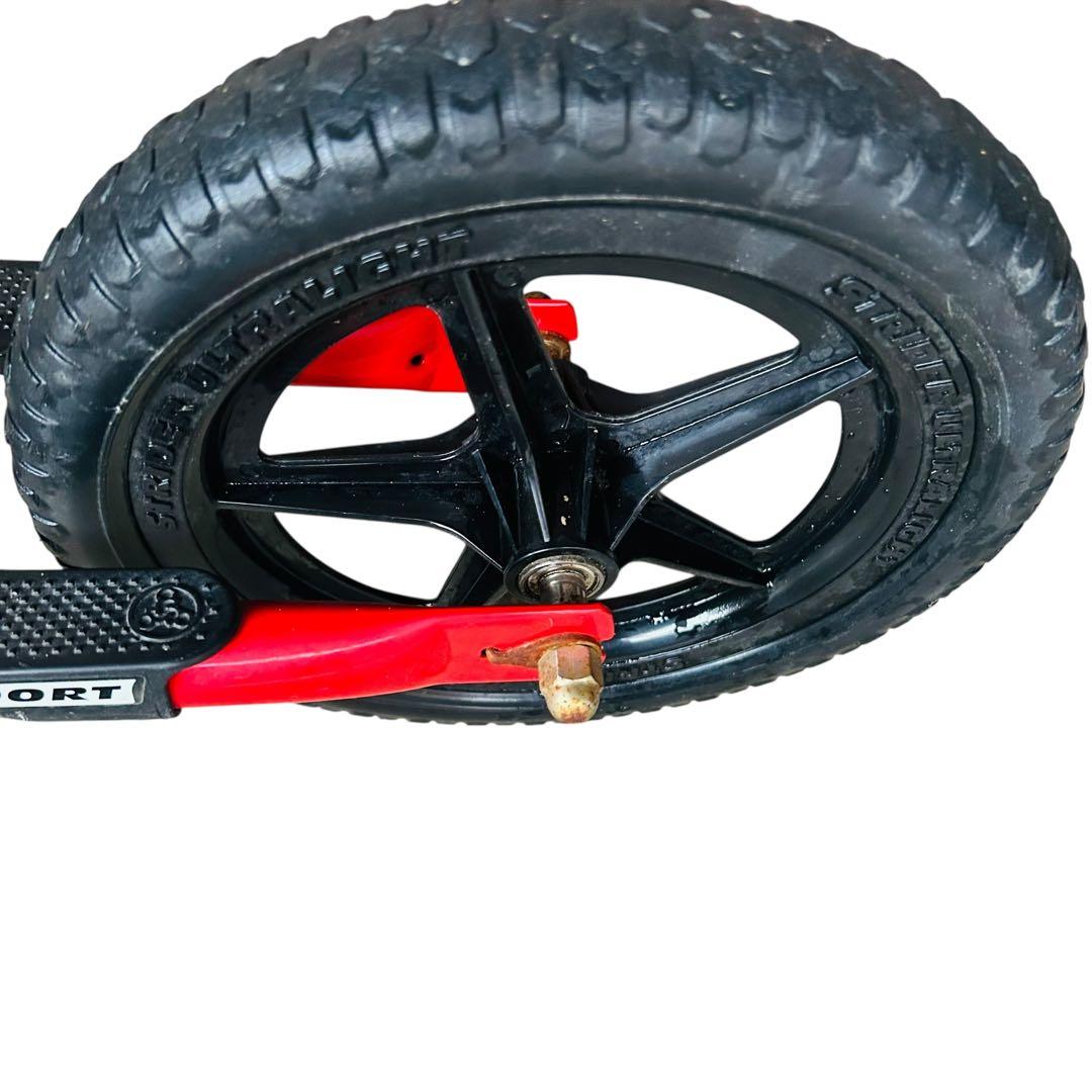 美品 STRIDER ストライダースポーツ 12インチ レッド 赤