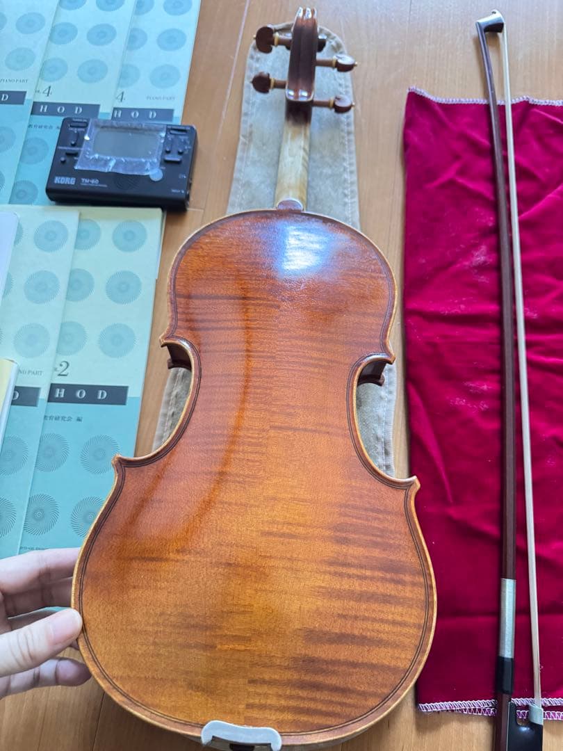 良質バイオリンと教本セット、チューナー付き　1/2