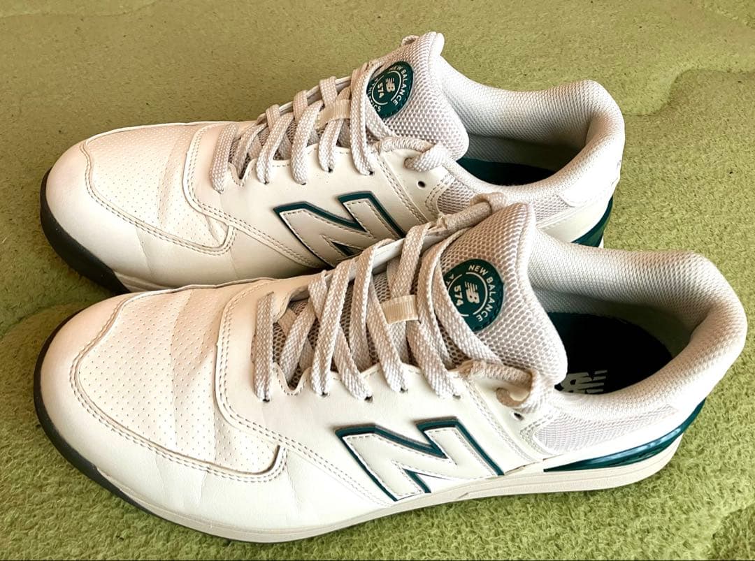 美品　ニューバランス ゴルフシューズ UGS574 25.5 2E