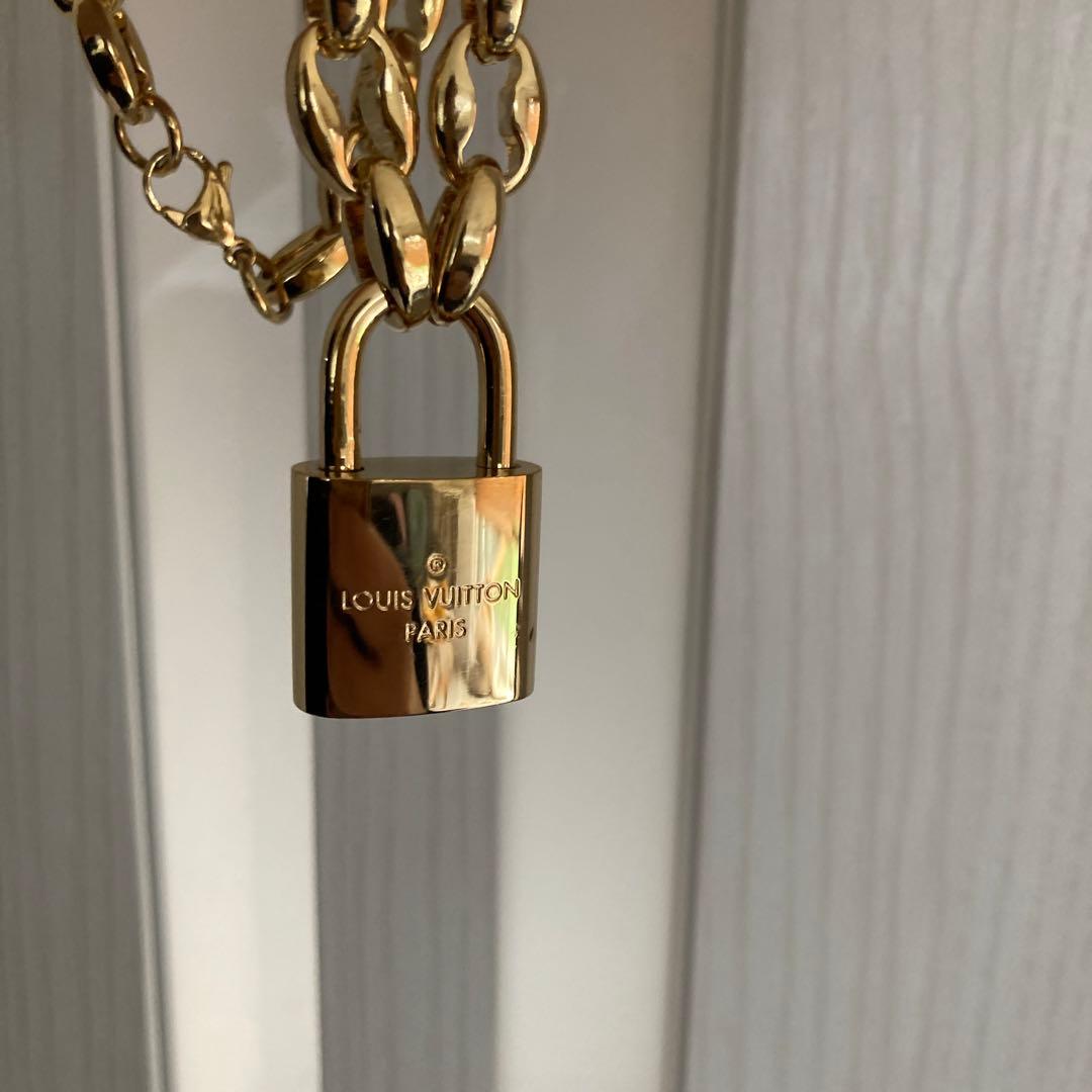 LOUISVUITTON南京錠　カデナ　ネックレスお探しの方にも！