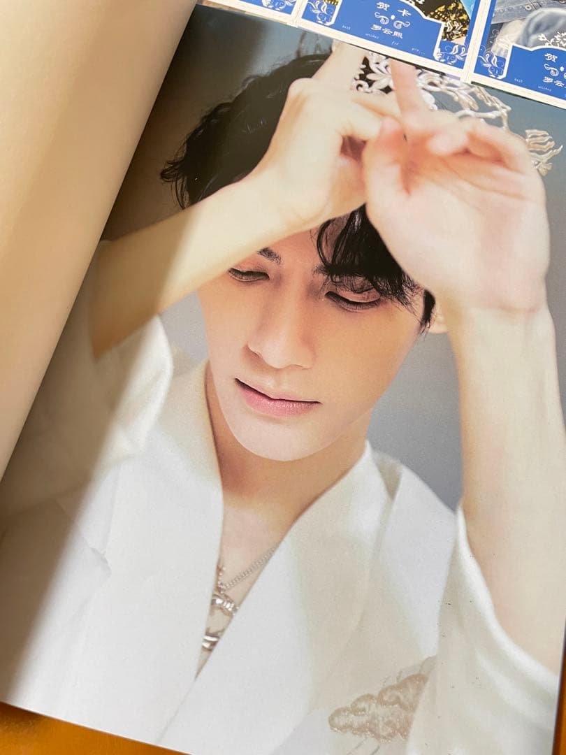 訳あり長月燼明　羅雲熙　個人64P写真集A4サイズ