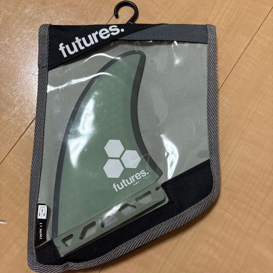 【 future fin】ブリットメリック ツイン キール フィン