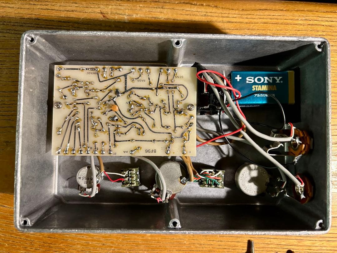 エフェクター Fuzz Harmonic Filter