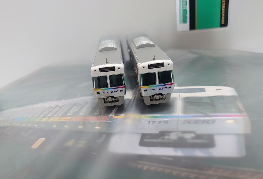 京王 1000系 5両室内灯入 レインボーラッピング 井の頭線 グリーンマックス