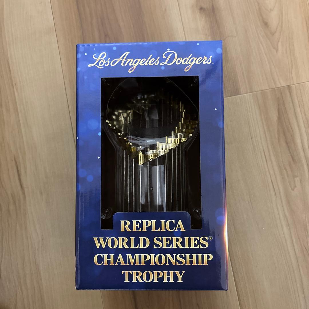 ロサンゼルス・ドジャース レプリカトロフィー　6/17試合