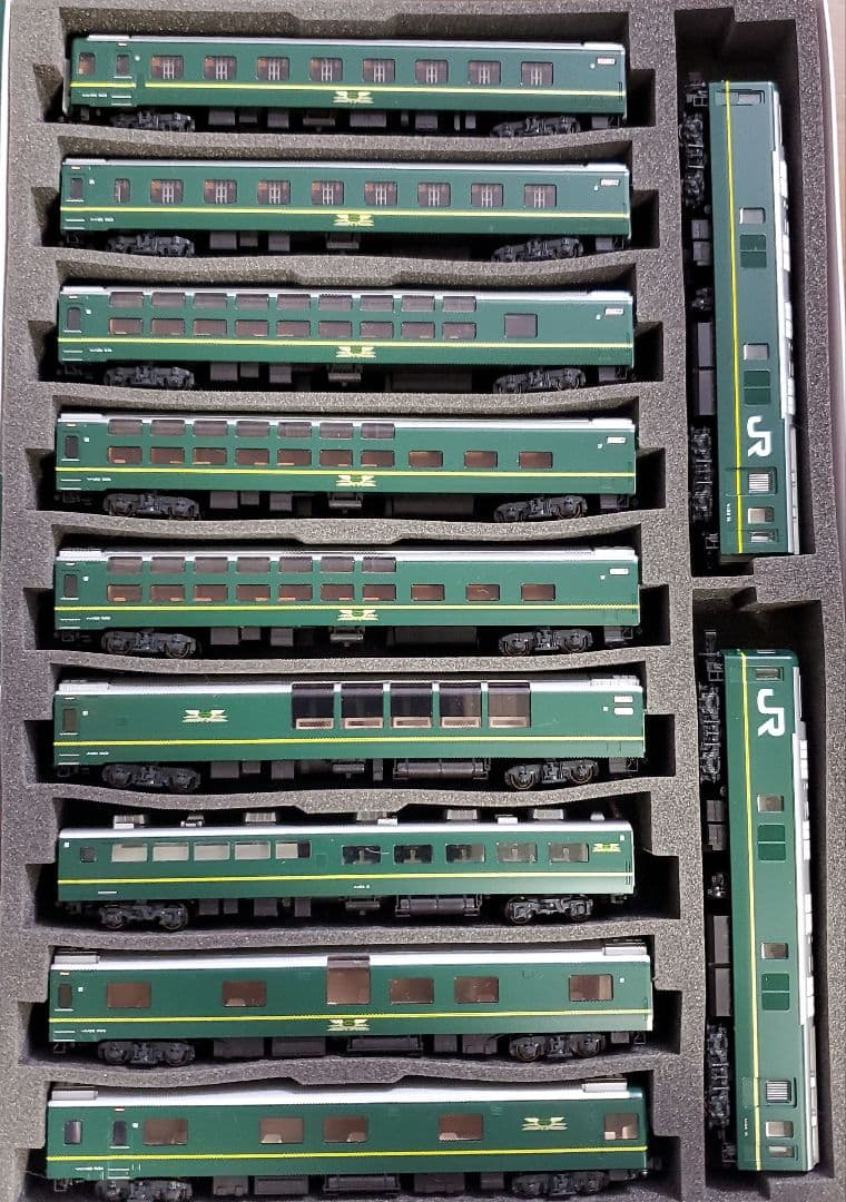 KATO 24系寝台特急「トワイライトEXP」11両セット