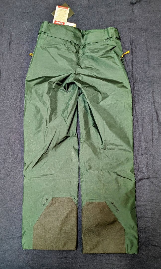 スキー PeakPerformance Vislight Gore-TexPro