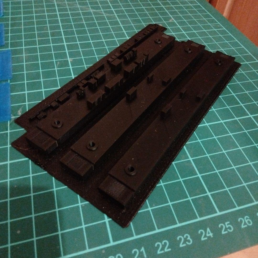 カザフスタン　ER22近郊電車　鉄道模型（Nゲージ）キット　4両セット