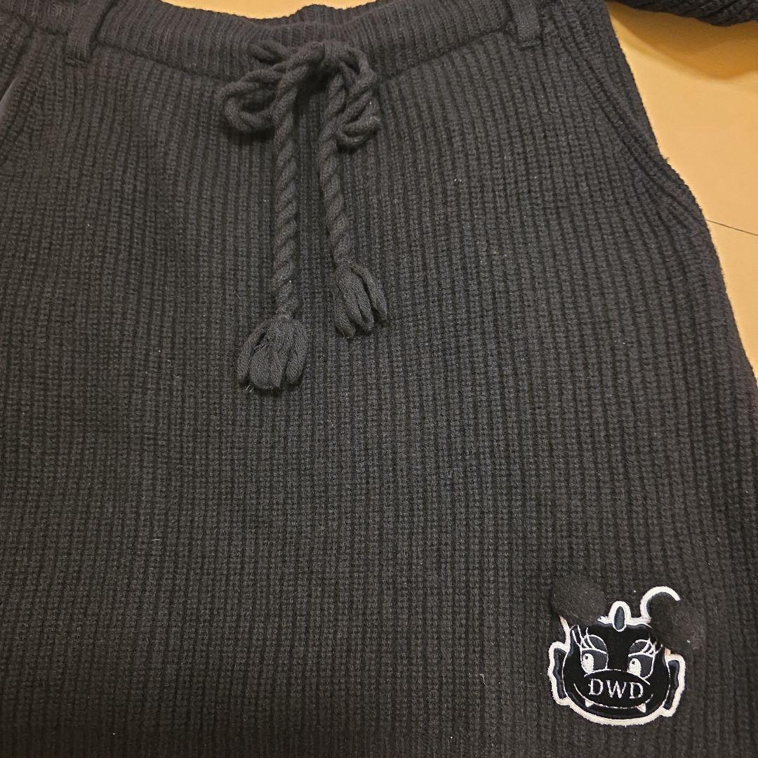 ダンスウィズドラゴン　 フード付き黒セーター&スカート　セットアップ