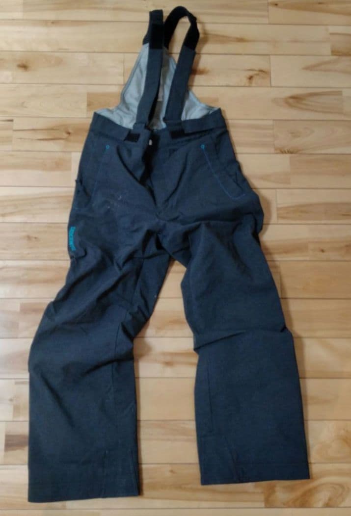 送料込み）デサント　ジュニア　スキーウエア　HEAT NAVI