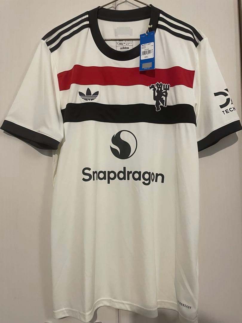 マンチェスターユナイテッド　ユニフォーム　ザークツィー　アディダス　新品未使用