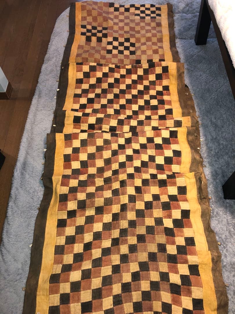 クバ族　草ビロード　貴重　アンティーク