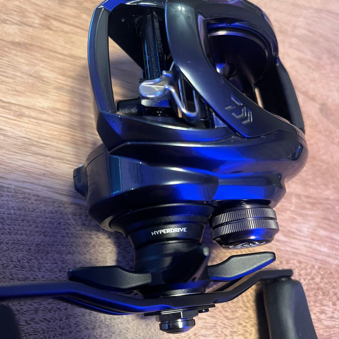 ダイワ TATULA400（タトゥーラ400）8.1L左巻き バス釣り