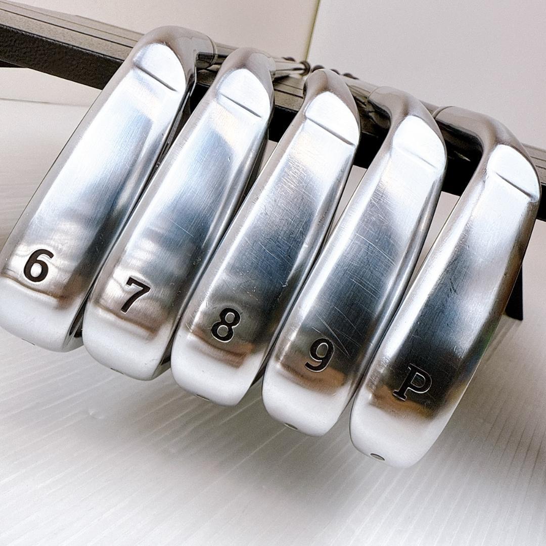 マジェスティ　コンクエスト　アイアンセット5本　純正カーボンR／CONQUEST