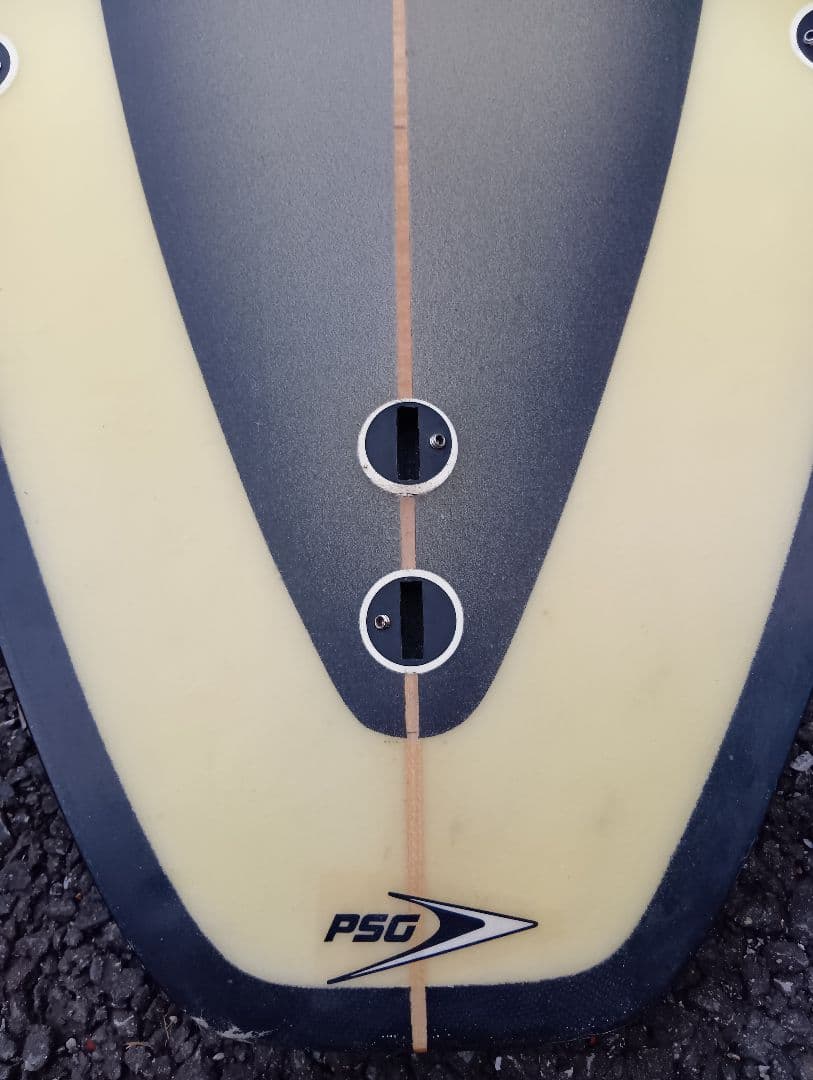 送料込みPCGサーフボードのみ ミッドレングス185cmニットケース付き
