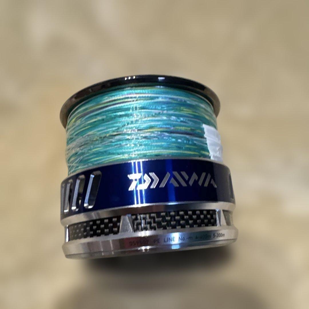 ダイワ SALTIGA 4500 （5000スプール付き)