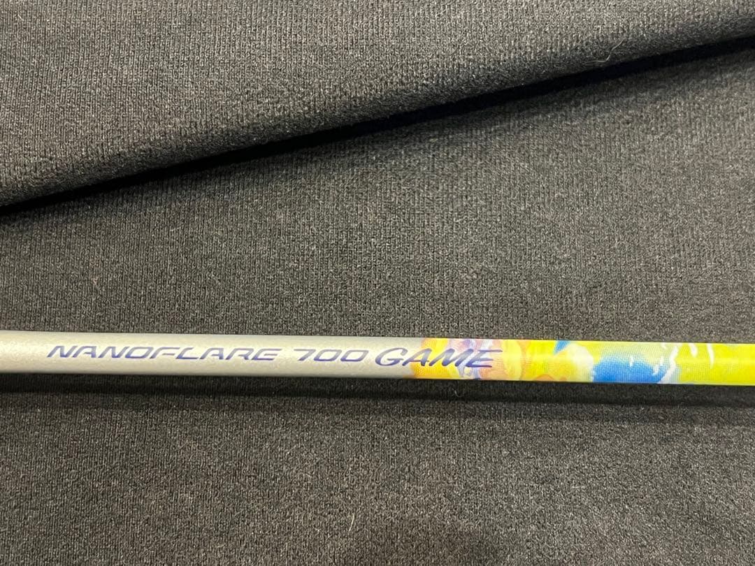 バドミントンラケット　ナノフレア700 GAME 4UG5