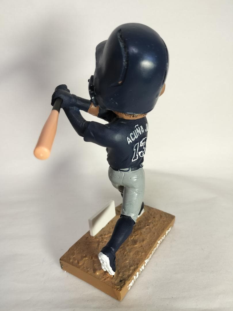 ロナルド・アクーニャ・ジュニア／”新人王” ボブルヘッド人形 (ブレーブス)