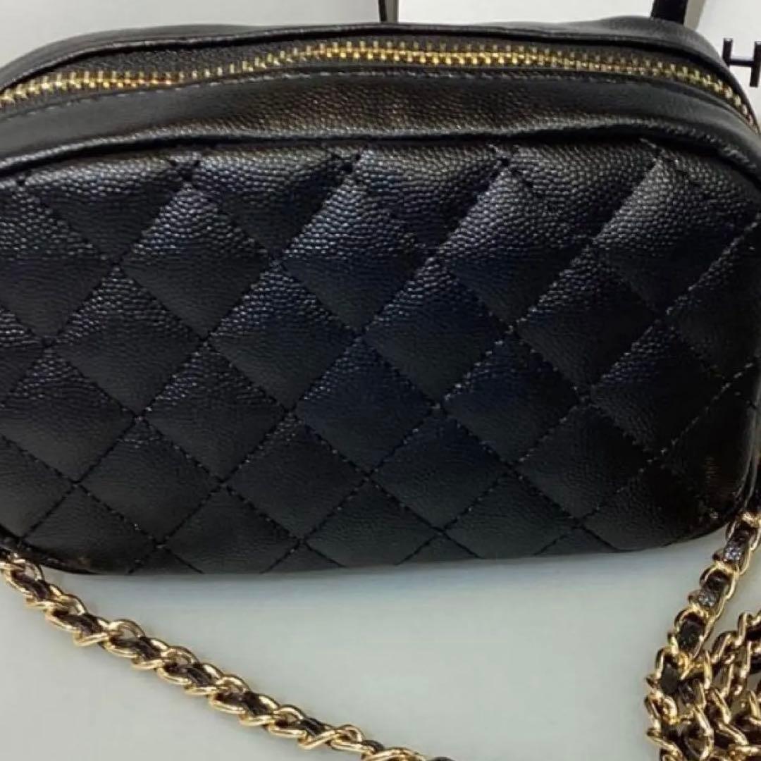CHANEL ノベルティ チェーンショルダーバッグ チャーム付