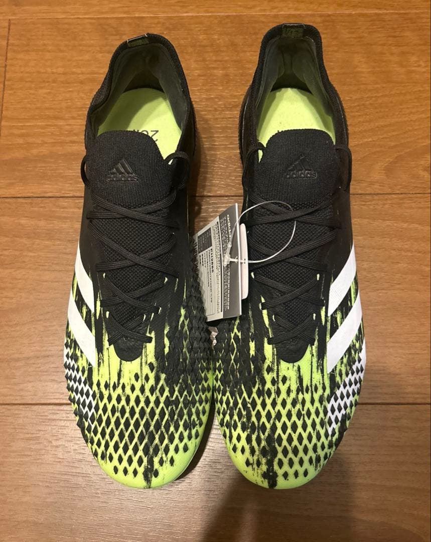 【新品未使用】adidas PREDATOR MUTATOR 20.1 FG 緑