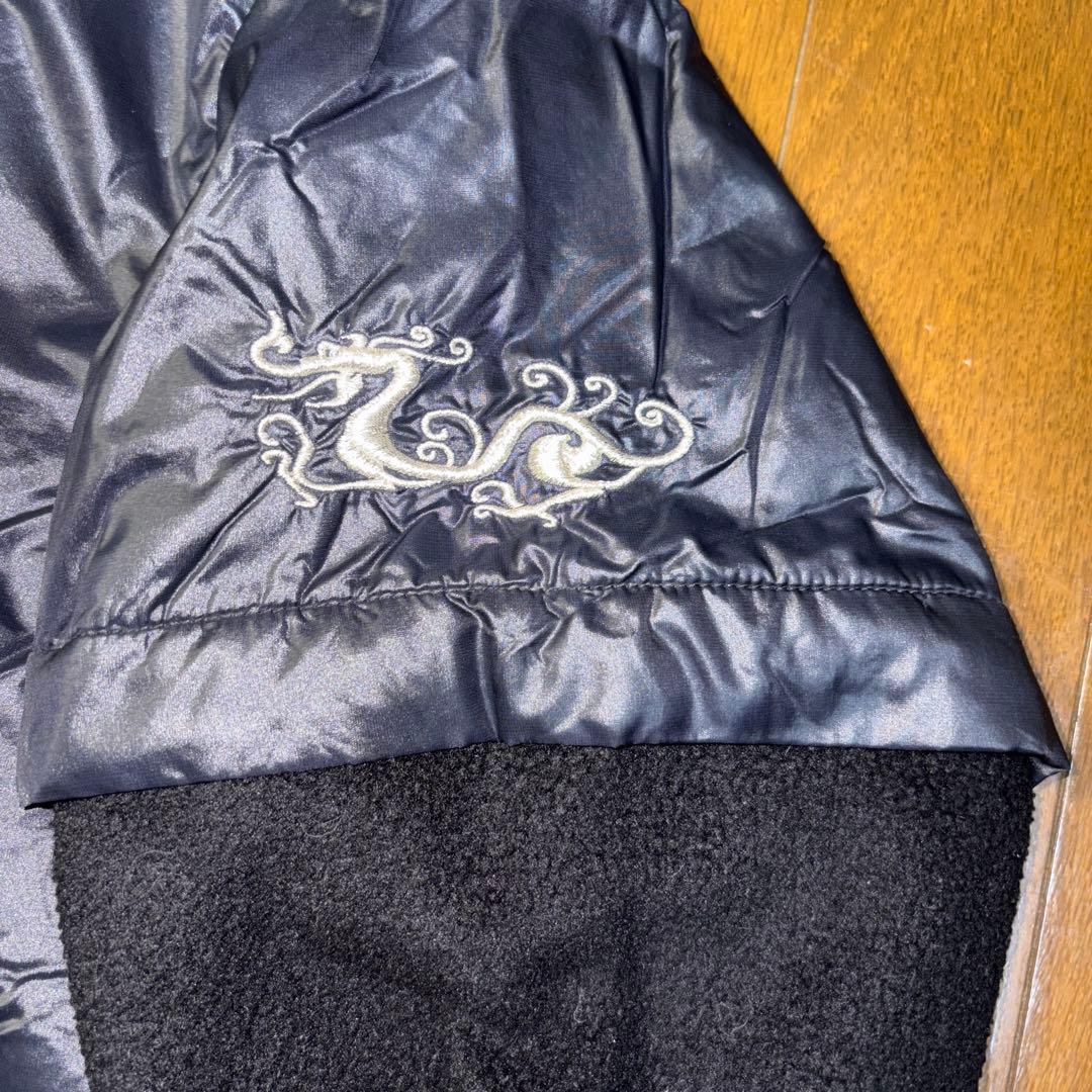 お洒落 ダンスウィズドラゴン 2WAY 中綿蓄熱ブルゾン(収納フード)