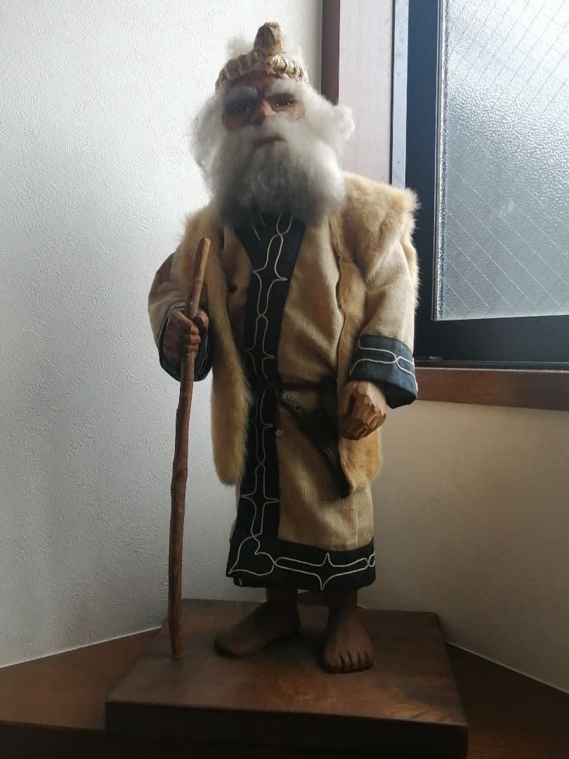 アイヌ 先住民族 カムイ イオマンテ 神 木彫 伝統衣装 古布 民族衣装