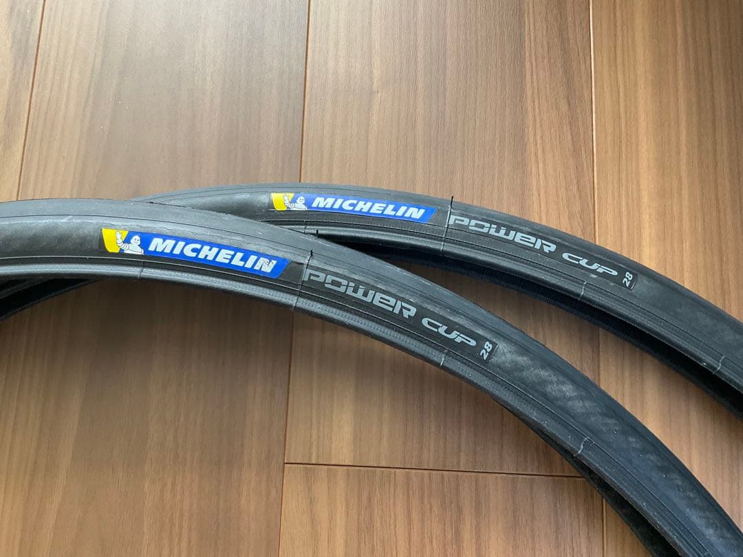 ミシュランPOWER CUP クリンチャー700x28C/チューブセット