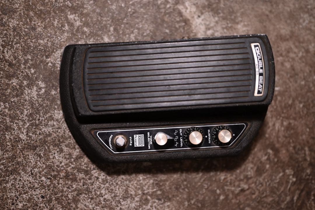 Roland DOUBLE BEAT AD-50 ワウ＆ファズペダル