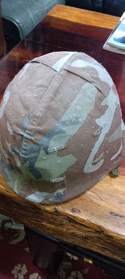 す*む様 希少迷彩軍用ヘルメット