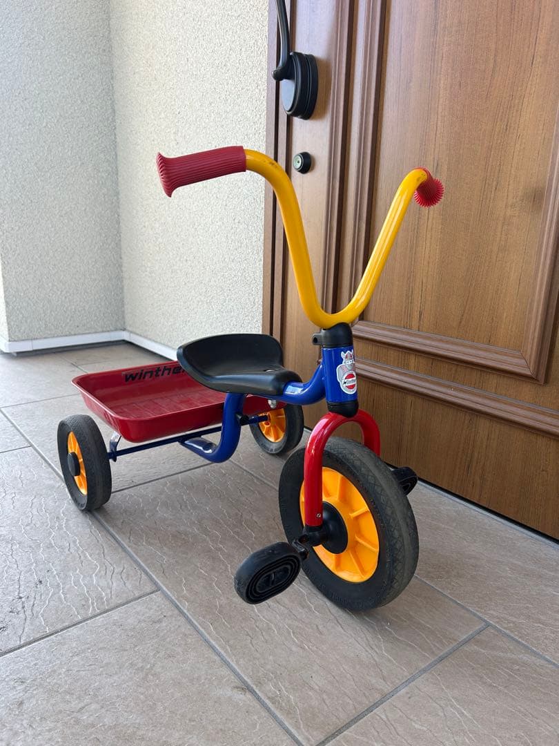 【最終値下げ】ボーネルンド ペリカンデザイン三輪車 Vハンドル （荷台つき）