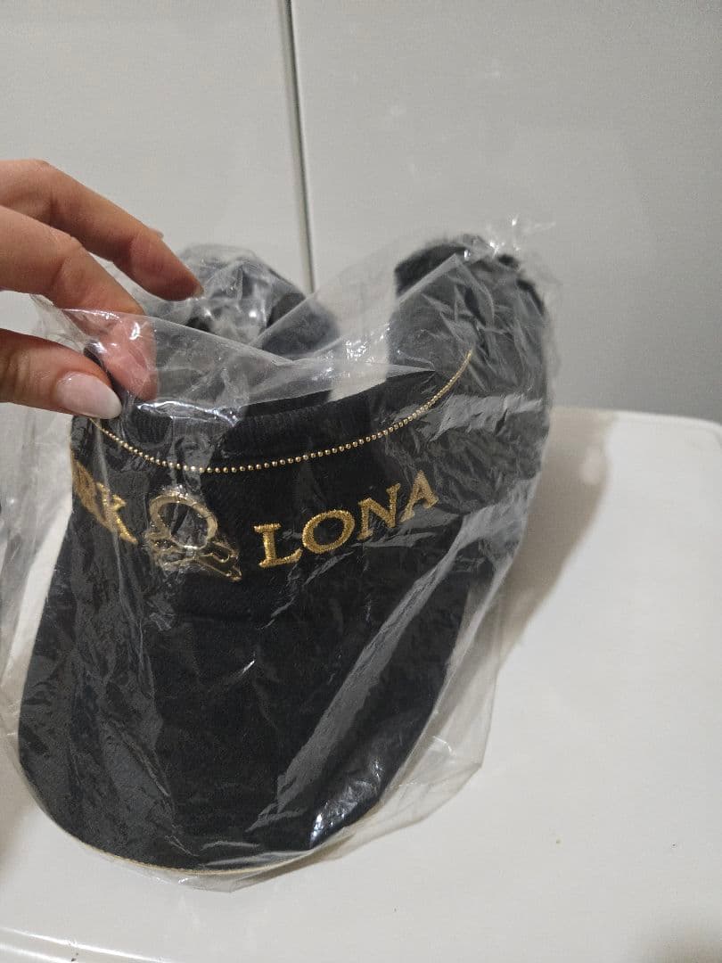 マークアンドロナ