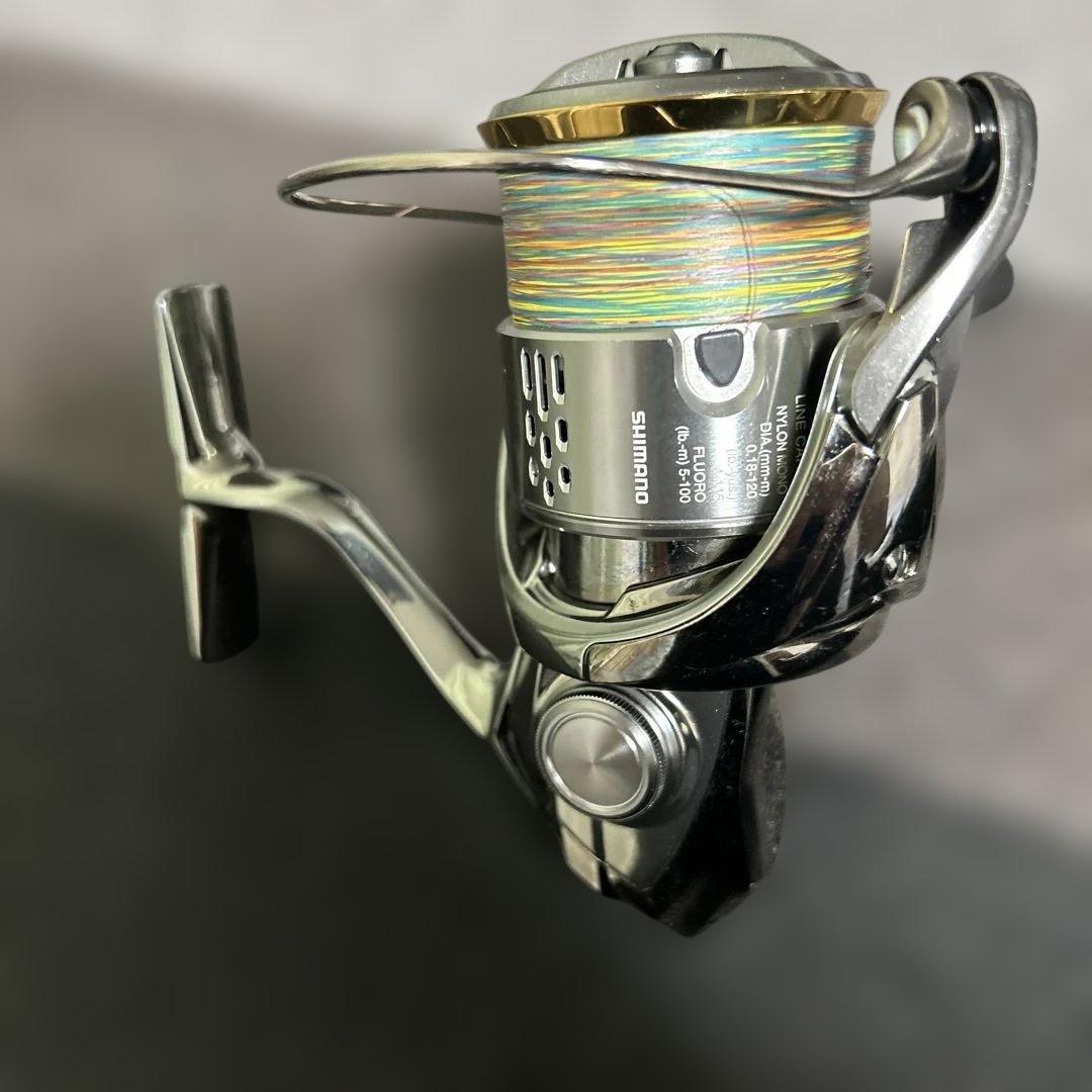 SHIMANO 18 STELLA 2500S スピニングリール