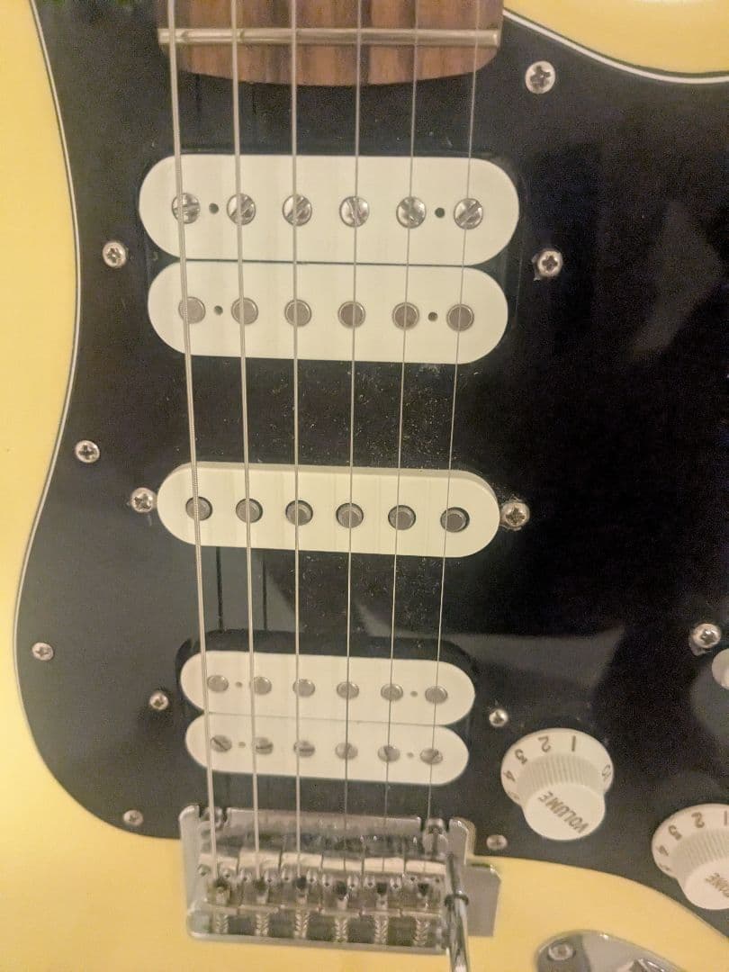 ストラトキャスターメキシコ エレキギター イエロー