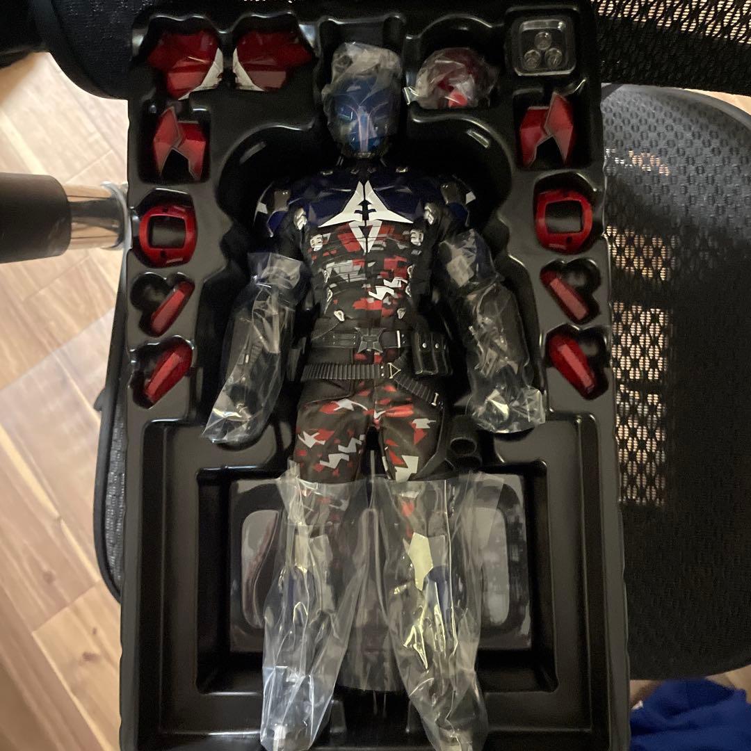 ホットトイズ　アーカムナイト　バットマン