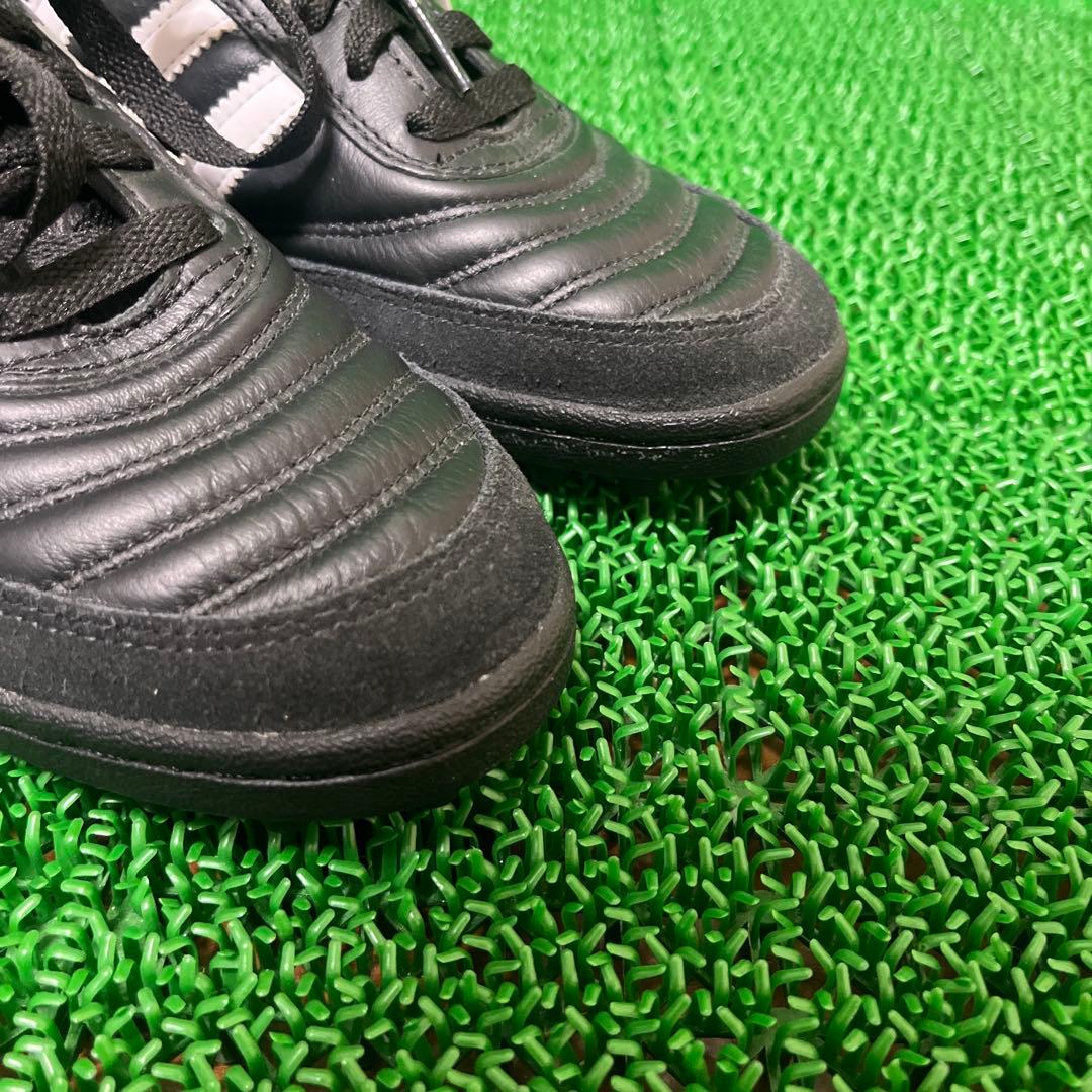 アディダス トレーニングシューズ ムンディアルチーム(ブラック×ホワイト)