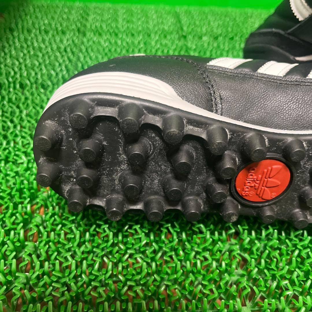 アディダス トレーニングシューズ ムンディアルチーム(ブラック×ホワイト)