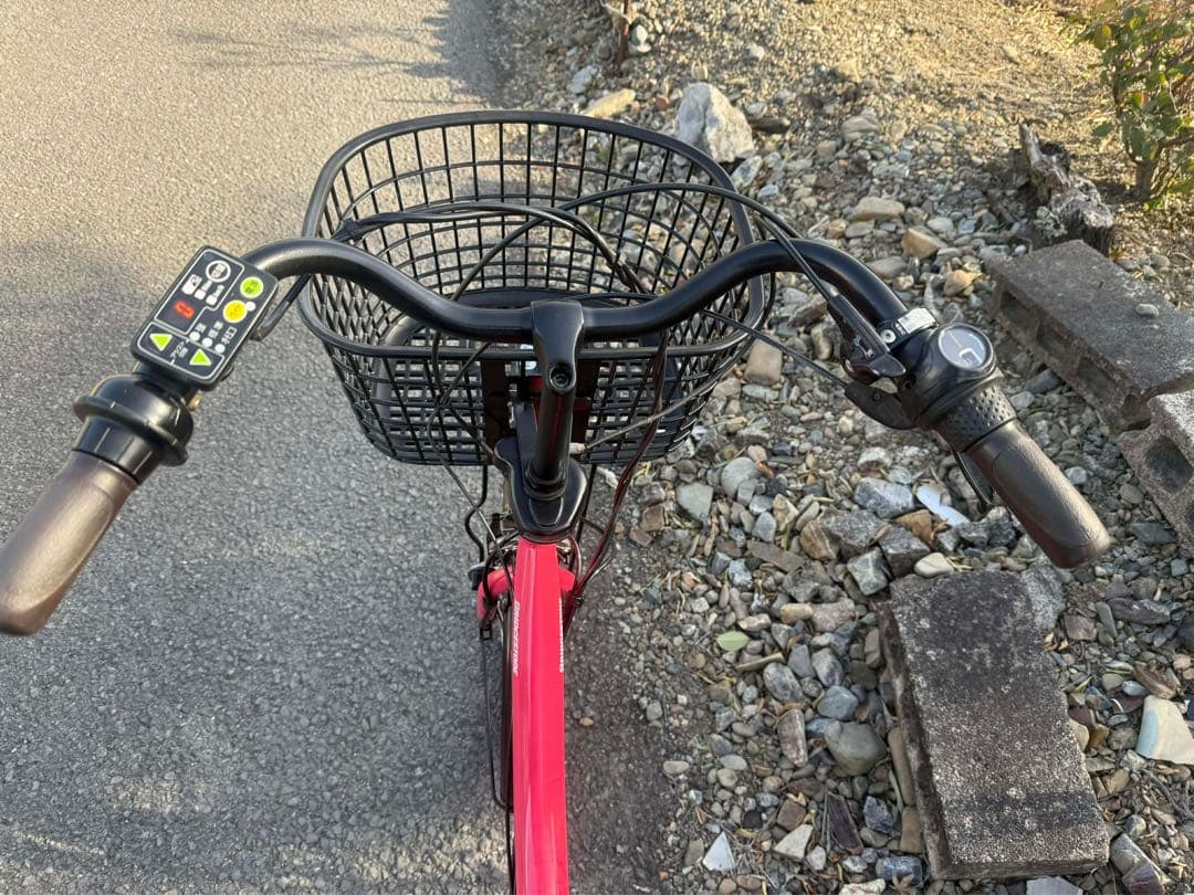 電動アシスト自転車 ピンク 前バスケット付き