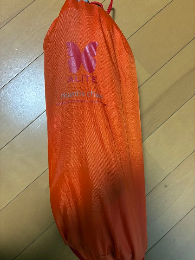 ALITE オレンジ アウトドアチェア　マンティスチェア
