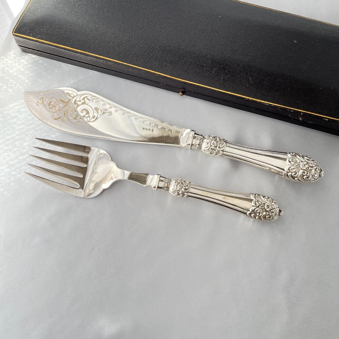 【CBS】 ビクトリアンのサーバー ペア【シルバープレート】 ケース