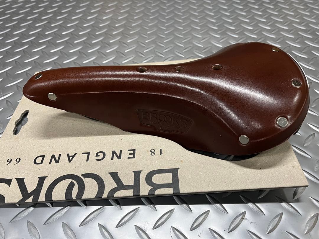 BROOKS B17 NARROW “BROWN\"