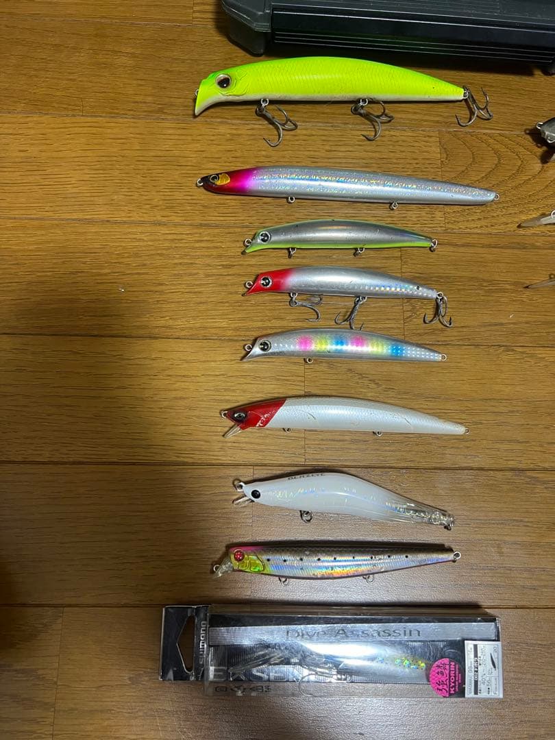 シーバスルアー引退セット32個値下げしました